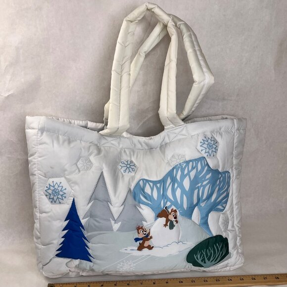 Disney Winter Tote Bag Featuring Minnie Mouse & Chip n Dale Quilted  white blue - Picture 2 of 10